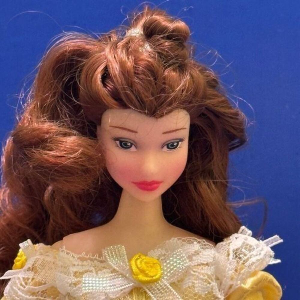 Disney Japonese Beauty And The Best princess Belle doll - Picture 2 of 10